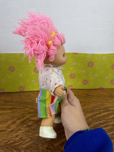 Vintage Ocean Toys Cloth Body Vinyl Doll 8" Girl Doll Sleepy Eyes Pink Yarn Hair - Picture 5 of 8