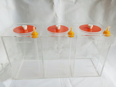  acryli made Liquid storage bucket 3 rooms 4.5 liters, working with dosing pump 