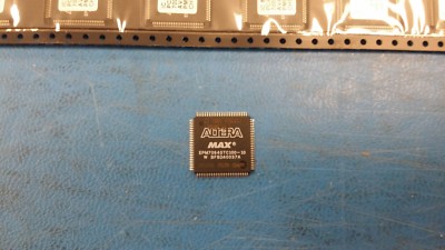 (1 PCS) EPM7064STC100-10 ALTERA IC CPLD 64MC 10NS 100TQFP PROGRAMMED