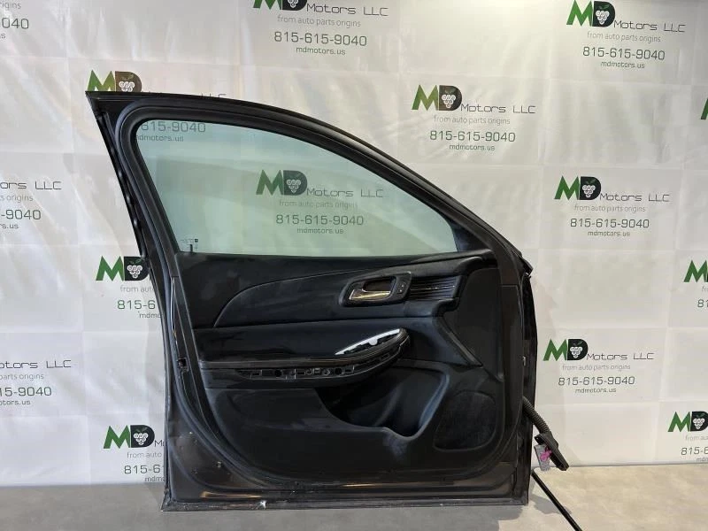 Chevrolet Malibu 2013-2016 panel puerta delantera izquierda conductor 22953624 Foto 2 de 4
