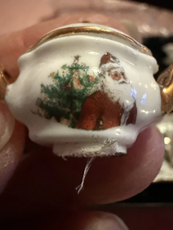 Dollhouse Miniature - Reutter Porzellan Germany Christmas Santa Dining Table Set - Image 4 of 4