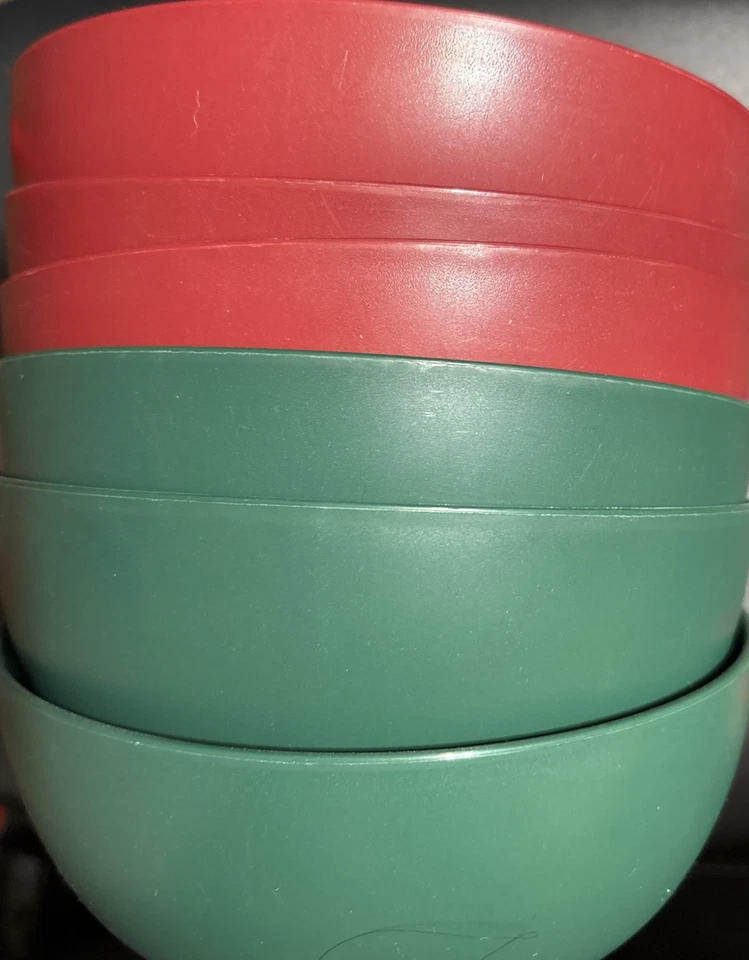 Mainstays Ensaladeras de Cereales de Plástico, Redondas, Juego de 6, Rojo Oscuro y Verde Oscuro NUEVO Foto 2 de 2