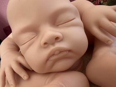 Romie Strydom ''Kelly Ann'' Reborn Puppen-Set - mit Echtheitszertifikat - unbemalt''