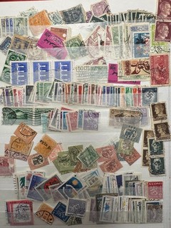 Lot of Worldwide Old Postage Collectible Stamps Used/MH 2