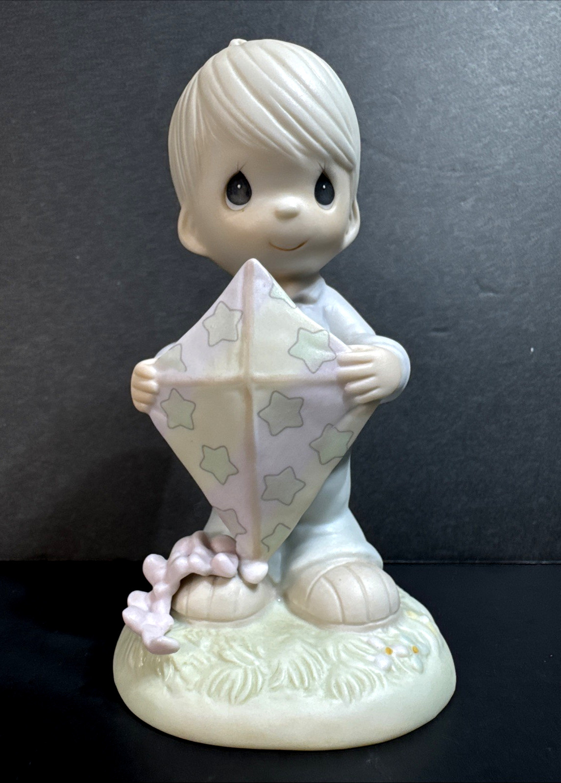 Precious Moments High Hopes Boy with Kite Figurine 521957 - 1989 Enesco Taiwan