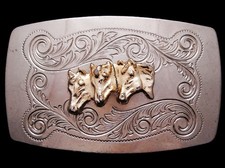 IB11150 NICE VINTAGE 1970s  3 HORSE HEADS  WESTERN BUCKLE
