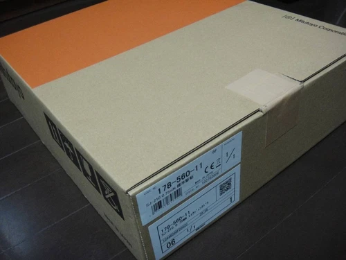 Mitutoyo SJ-210 Surftest Portable Surface Roughness Tester 178-560-11 0.75mN
