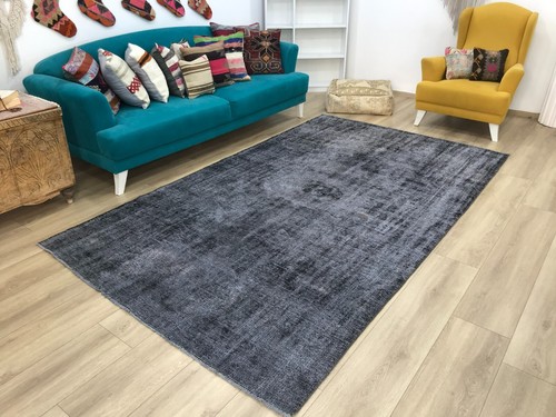 Black rug, Overdyed rug, Handmade rug, Bedroom rug, Vintage rug, 4.7 x 8.3 ft - Picture 1 of 12