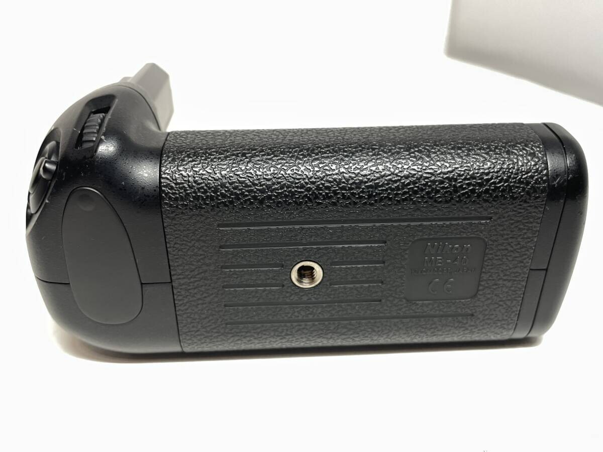 Nikon MB-40 Multi Power Battery Pack for Nikon F6 | eBay Nikon MB-40 Multi Power Battery Pack for Nikon F6 | eBay