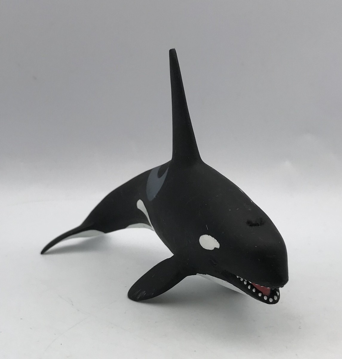Play Visions Collectible 1996 Animal Figure Large KILLER WHALE