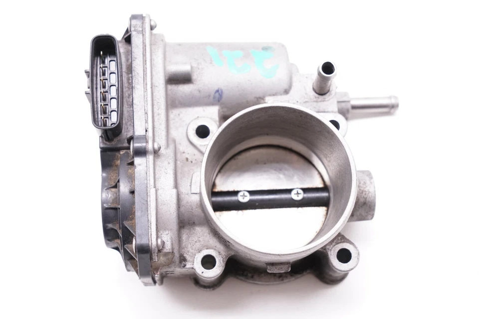 Клапан управления кузовом дроссельной заслонки 2012-2015 Toyota Prius Lexus CT200H 22030-37060 - Изображение 4 из 4