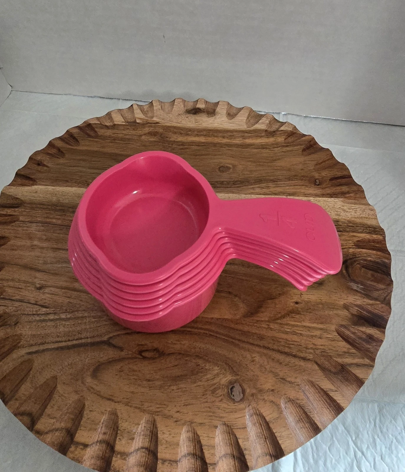 "NEW" Tupperware Measuring Cups Set Hot Pink Curved Embossed Handle Baking Tools
Opens in a new wind