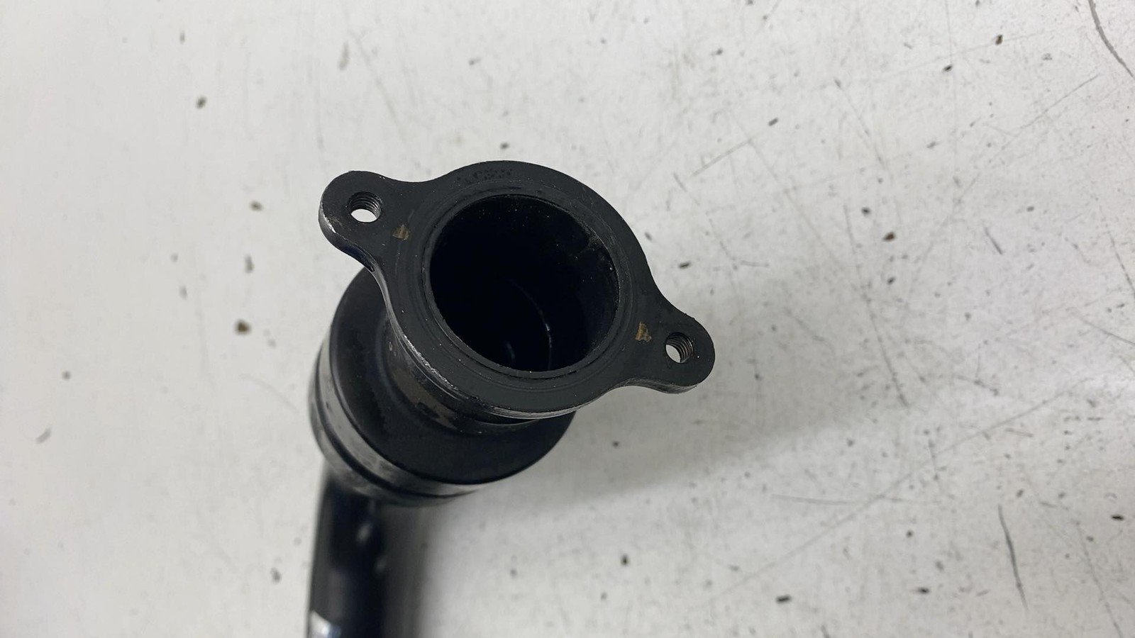 ⭕ 2014-2020 Maserati Ghibli Left Engine Intercooler Air Duct Hose Pipe 670038535