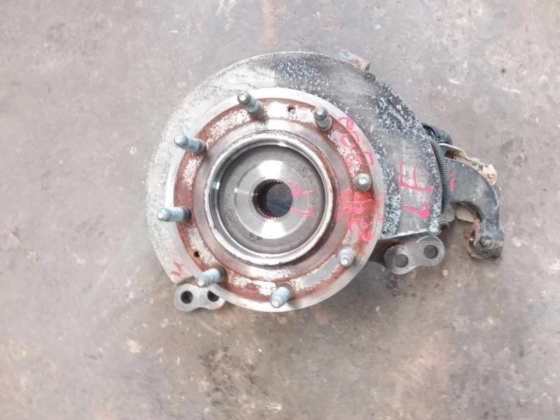 GMC SIERRA250 2023 conductor lado izquierdo husillo nudillo OEM Foto 4 de 4