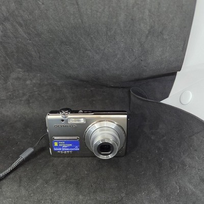Olympus FE-280 8.0MP Digital Camera Tested Working With Battery - No Charger 