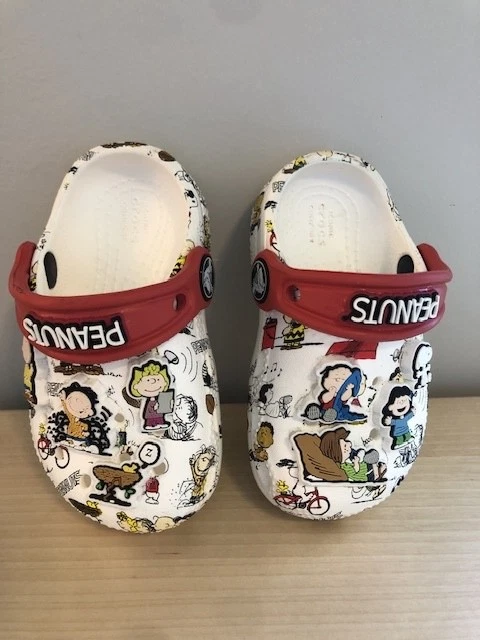 Edición Limitada Crocs X Peanuts Charlie Brown Snoopy Jibbitz Niños Talla C 4 Foto 4 de 4
