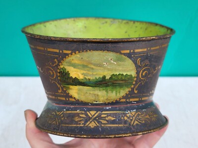 Toleware - Toleware Planter