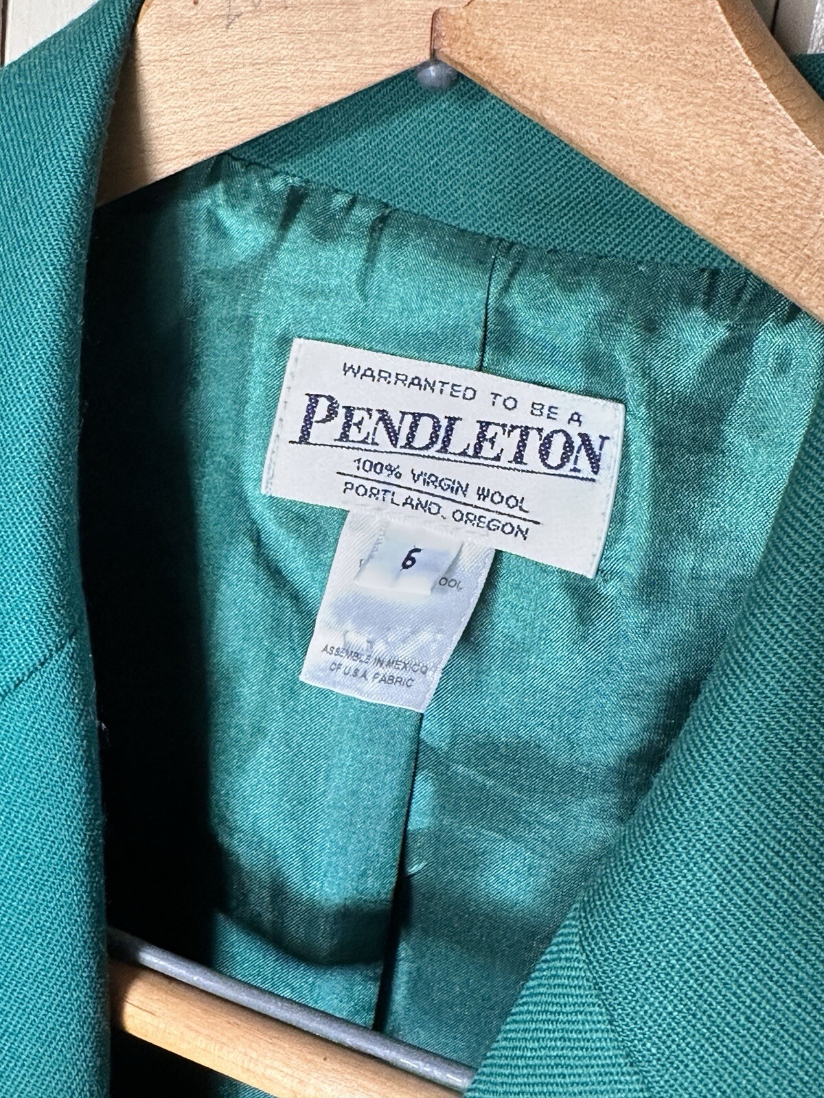 Pendleton 100% Virgin Wool Blazer Christmas GREEN… - image 5