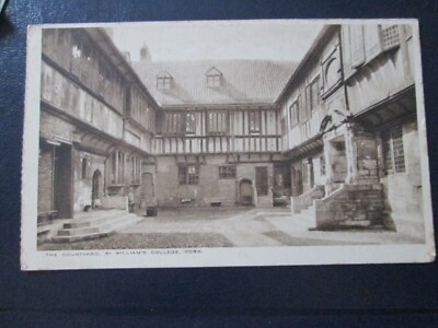 Postkarte von The Courtyard, St William's College, Yorks (1932 verschickt)