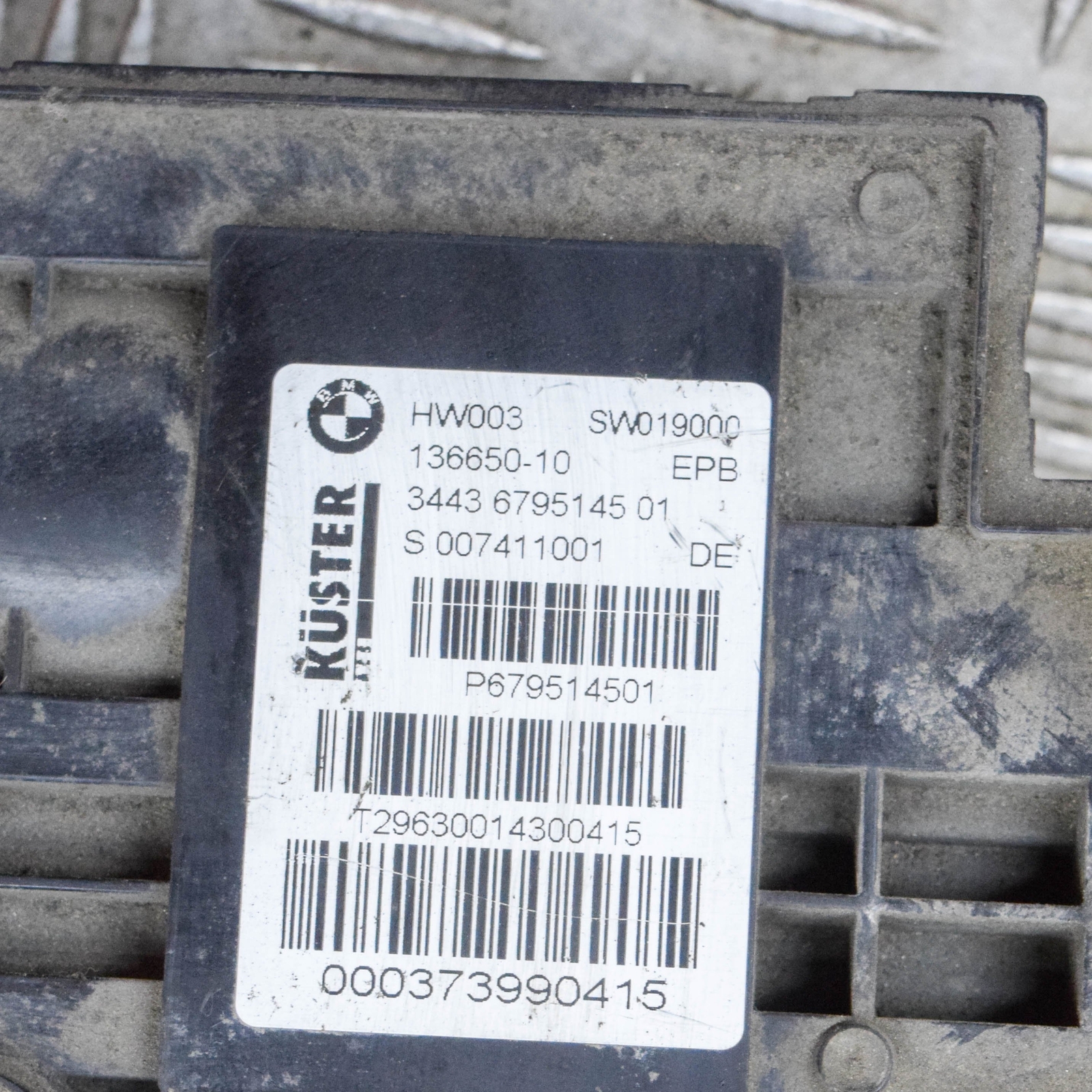BMW X5 F15 25d Actuator for Parking Brake 6772104 6795145 2.0D 160 