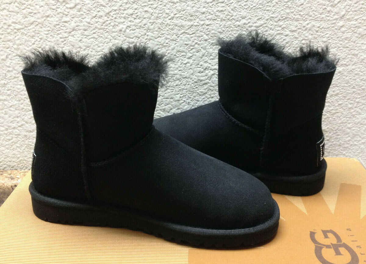 UGG MINI BAILEY BUTTON BLING BLACK SWAROVSKI CRYSTAL BOOT US UGG MINI BAILEY BUTTON BLING BLACK SWAROVSKI CRYSTAL BOOT US