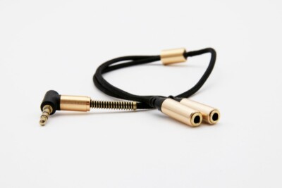Black Stork Hochwertiges 3,5-mm-Stereo-Audio-Splitter 2 Buchsen 1 AUX-Stecker