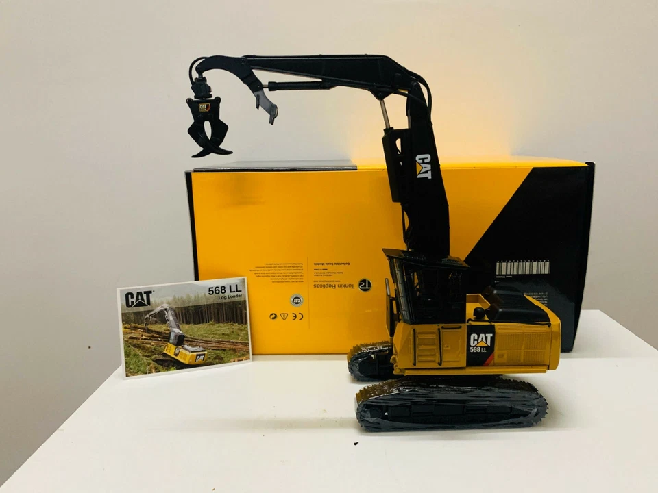 Tonkin Replicas Cat 568 LL Forestry Machine 1/50 Scale DieCast TR40002 New Box - Image 2 of 4