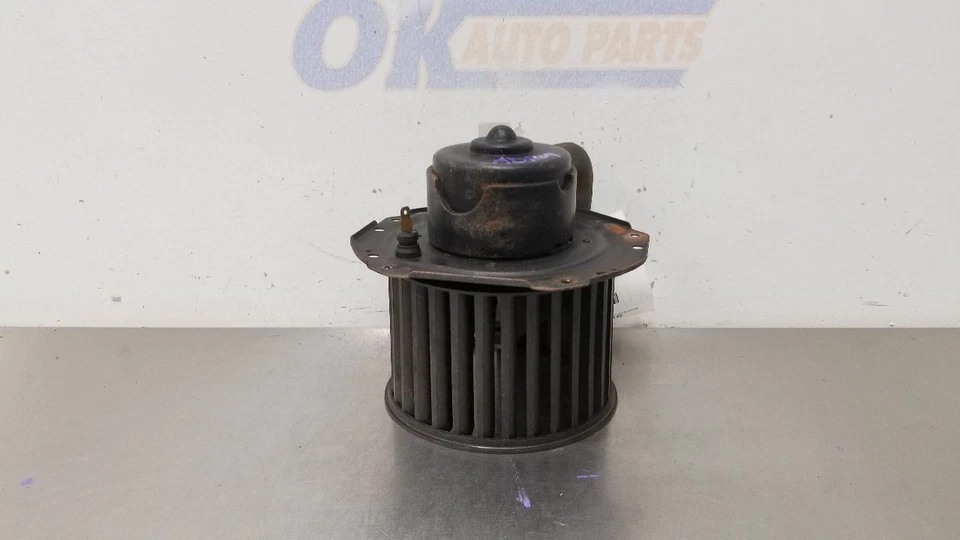 93 GMC TYPHOON TEMPERATURE HVAC BLOWER MOTOR - Image 3 of 4