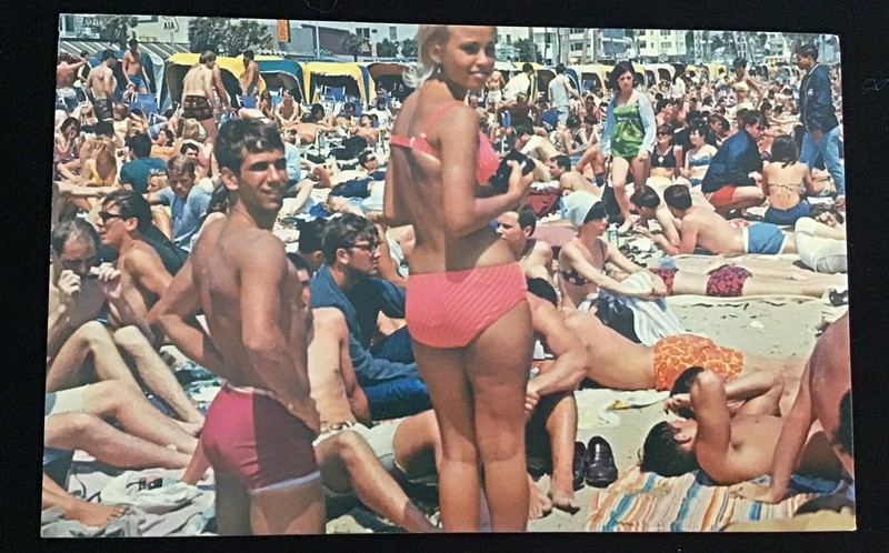 FORT LAUDERDALE FLORIDA COLLEGE SPRING BREAK VTG POSTCARD