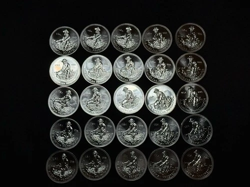 Tube Of 1985 Engelhard Prospector 1oz Silver Round Gem BU(25 Rounds)￼