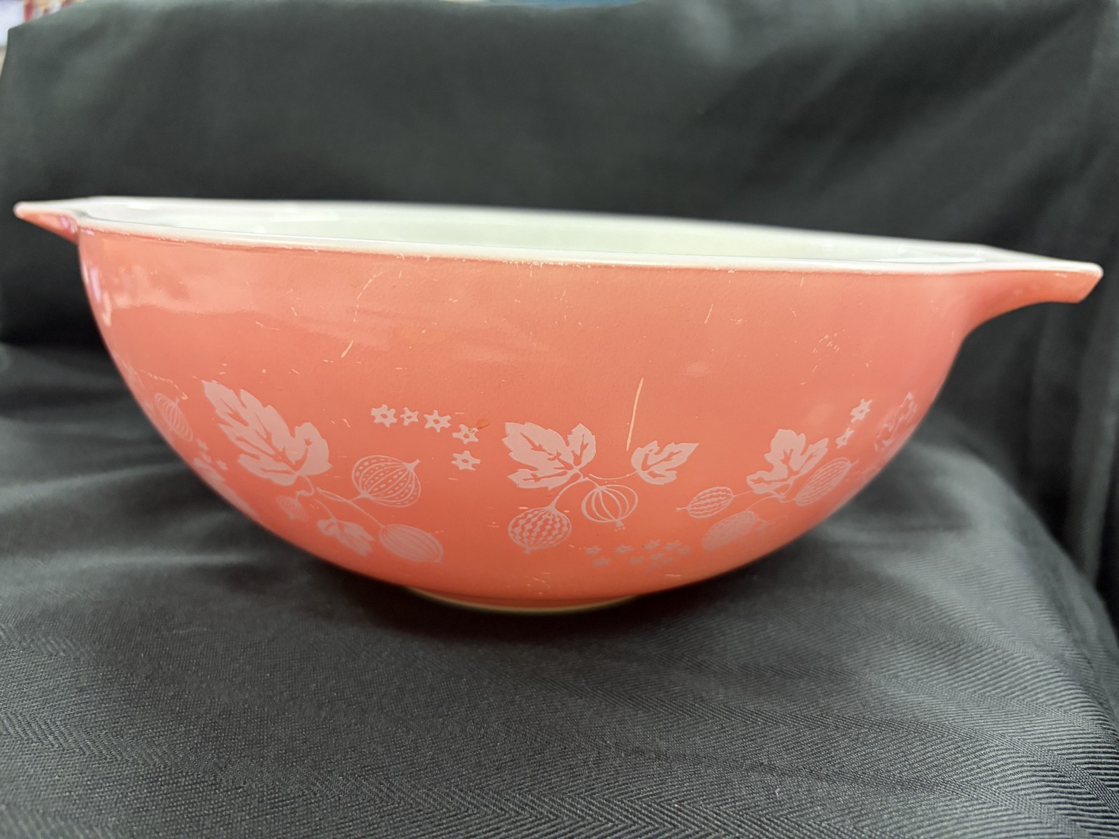 Vtg Pyrex PINK GOOSEBERRY Cinderella Mixing Bowls -Set of 3 #444 #443 #441  DS61
