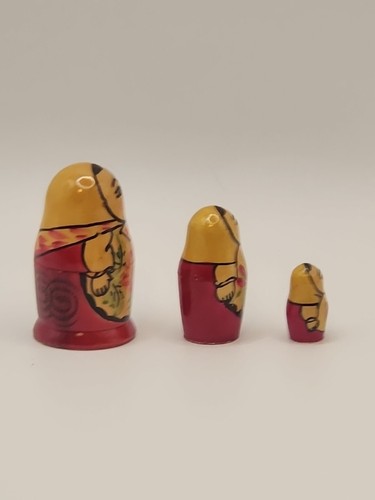 Russian Matryoshka Nesting Dolls Set of 3 Wooden Hand Painted Vintage 1.5 Inch - Picture 5 of 6