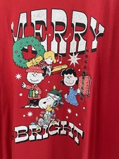 NEW Peanuts snoopy Christmas tee shirt mens XL Charlie Brown red merry holiday