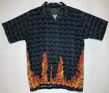 Camisa Odo Para Hombres Talla M Calaveras Llameantes Fuego Edgy Bad Boy Fuego Gráfico Botón Delantero