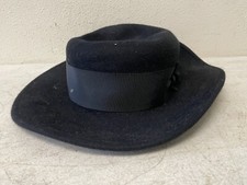 Akubra  The Grove  Black Wool Hat   Size Large, Classic Australian Style"