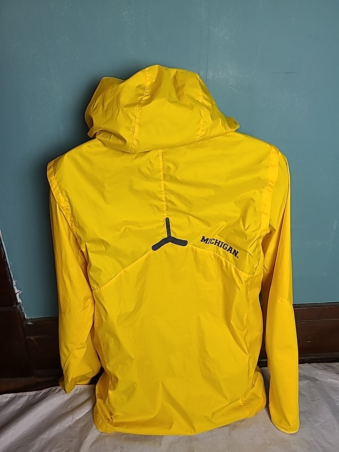 SACAI X NIKE Giacca a vento Nike Michigan gialla con cappuccio uomo taglia small S full zip