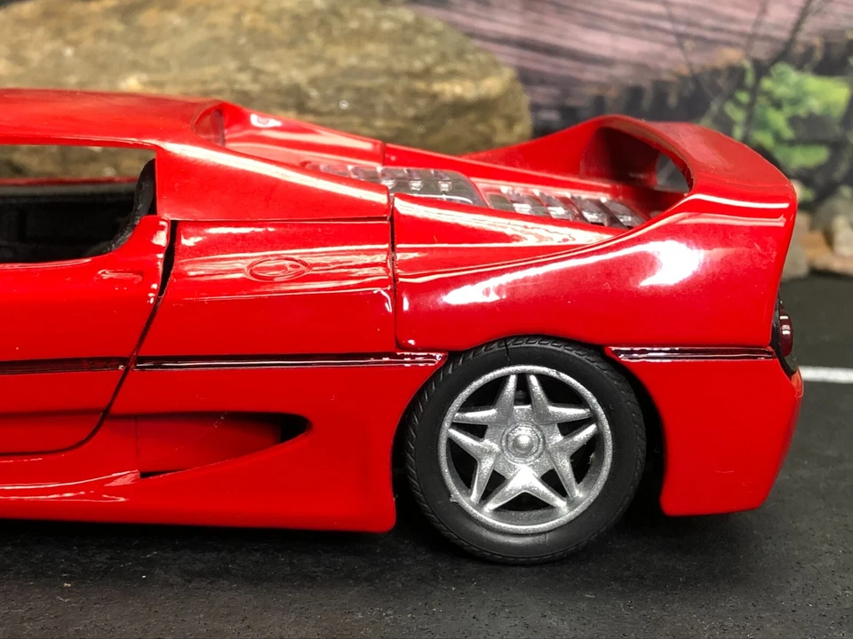 Coche Diecast 1:24 WELLY RED FERRARI F50 F 50 Nº 9376 sin caja Foto 4 de 4
