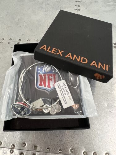 NEU Neu mit Etikett Alex and Ani NFL New England Patriots II silbernes Armband mit Karte & Box - Bild 1 von 3
