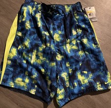 Men's Nike Swimming Trunks Sheds Water multicolor Green Blue Size Medium NWT