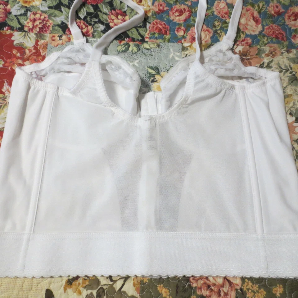 UNDERSCORE 1970 年代 LACY BULLET 长线前紧胸文胸服装 42 C — 第 3/4 张图片