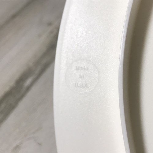 TUPPERWARE 3306A-2 White Cheese & Cracker Serving Tray - Picture 6 of 6