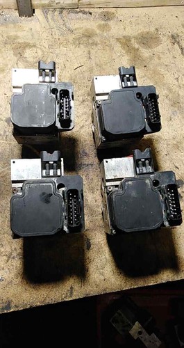 MERCEDES A KLASSE W168 ABS PUMPENSTEUERGERÄT A0044310912 0265202461