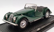 Kyosho 1/18 Scale Model Car 08111G - Morgan 4/4 Series II - Green