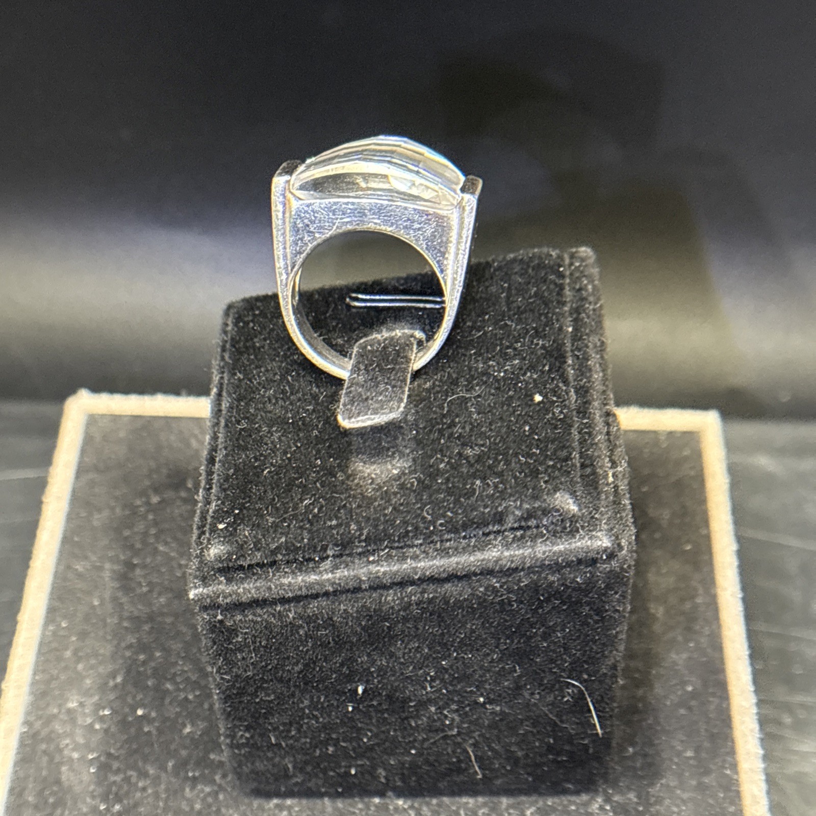 Solid silver ring with large rectangular clear st… - image 9