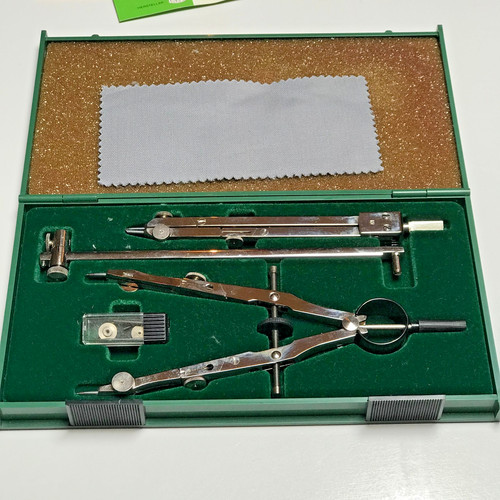 Jasco Vintage Compass Set In Original Case ( Made in Czechoslovakia )