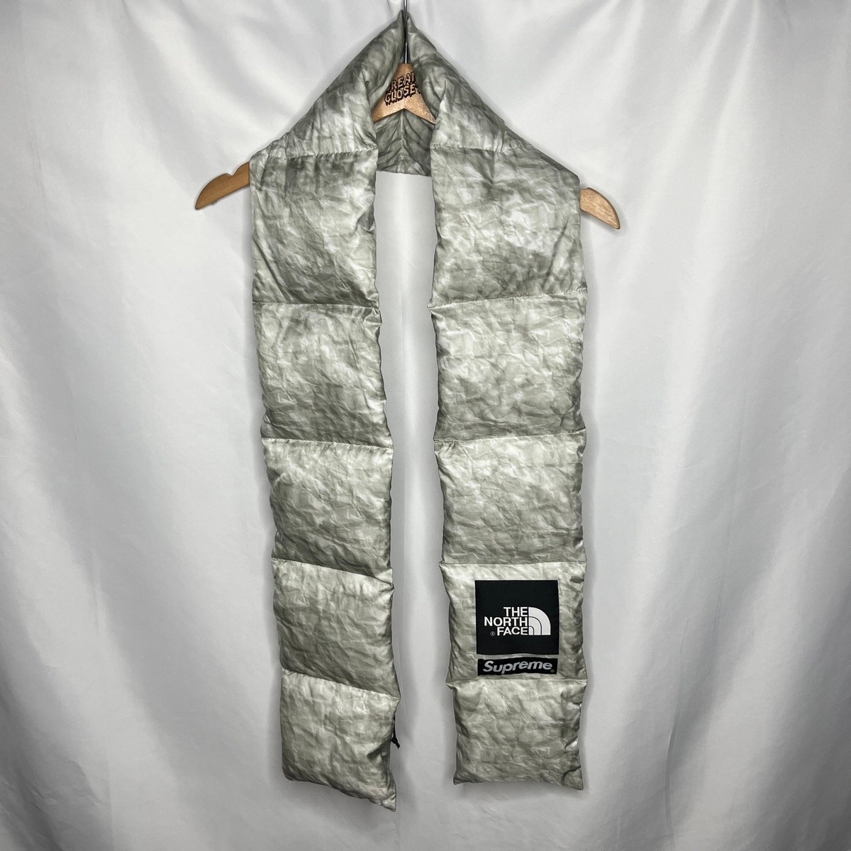 マフラー supreme north face paper down scarf FW19 2019 Supreme x The North Face TNF Paper Print 700 Fill Down