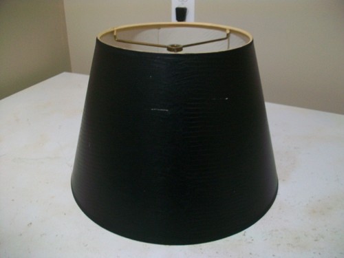 Bill Elliott #94 McDonald's NASCAR Car Racing Theme Table Lamp with shade - Imagen 9 de 11