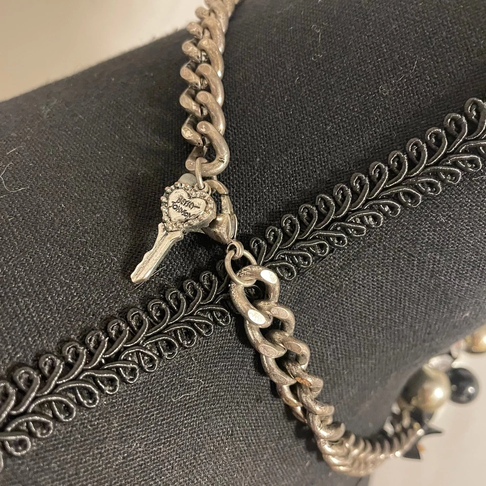 BETSEY JOHNSON белый искусственный жемчуг черный бант серебристого тона ссылка со стразами ожерелье V - Изображение 3 из 4