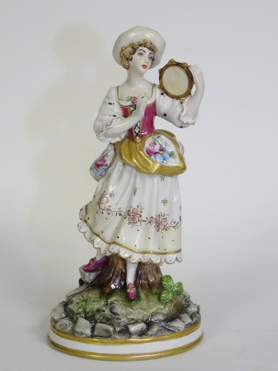 ANTIQUE 19c FLEUR de LIS CROWN CAPODIMONTE LADY FIGURINE MANNER