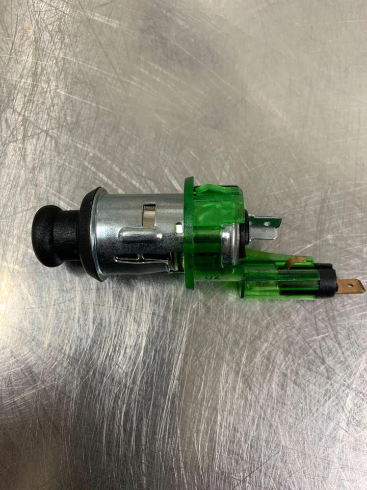 兰博基尼暗黑破坏神点烟器 — 第 3/4 张图片